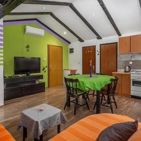 2 Bedroom Amazing In *